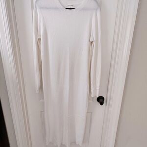 White long sleeve TShirt Dress